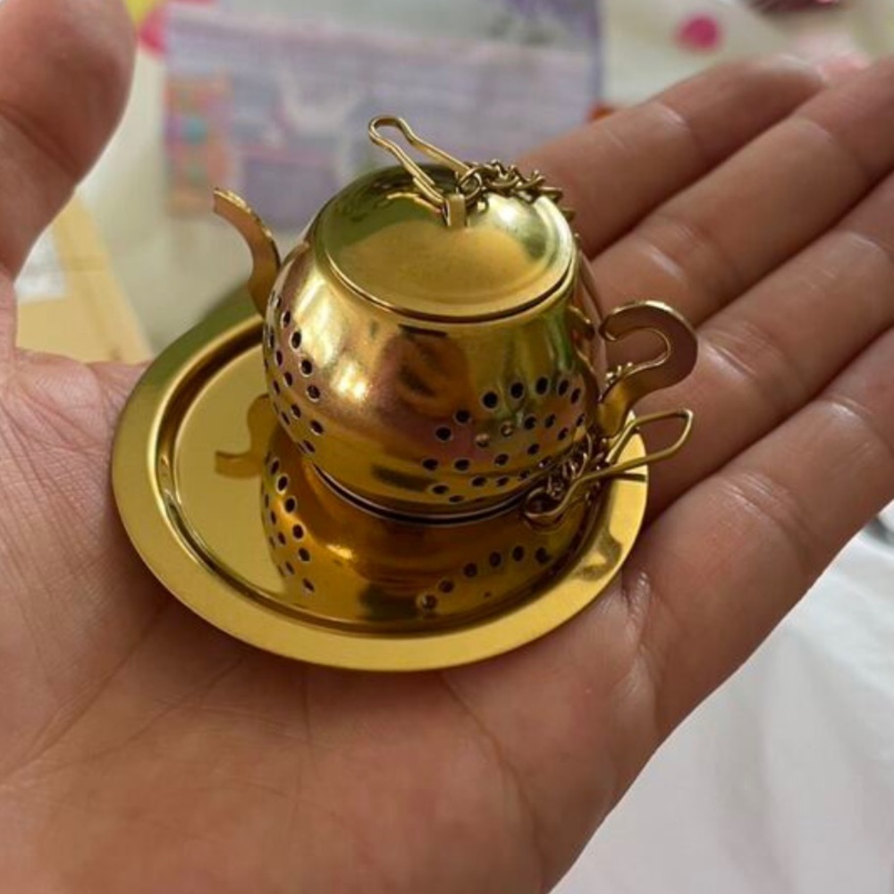 New Gold Stainless Steel Loose Leaf Tea Strainer Filter Chain Saucer Minimalist - Picture 16 of 16